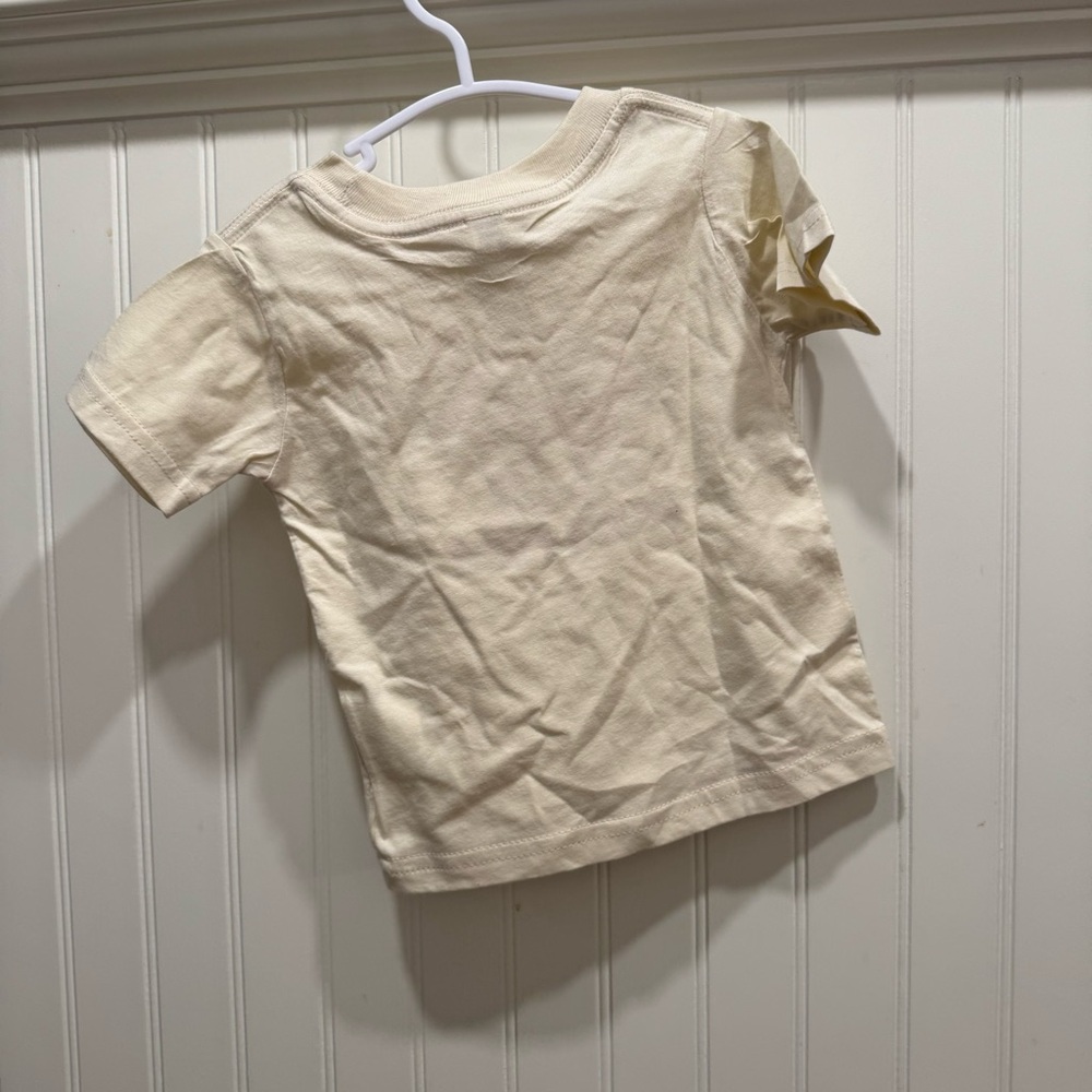 ALL YOU NEED IS LOVE AND PIZZA Cream Kids T-Shirt - Picture 3 of 3